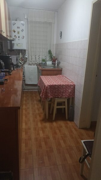 Prahova, Campina, 3 camere – pozitie excelenta, parter, ideal locuinta