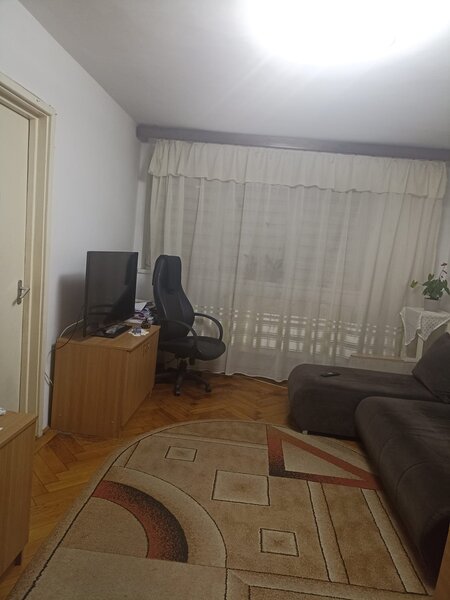 Prahova, Campina, 3 camere – pozitie excelenta, parter, ideal locuinta